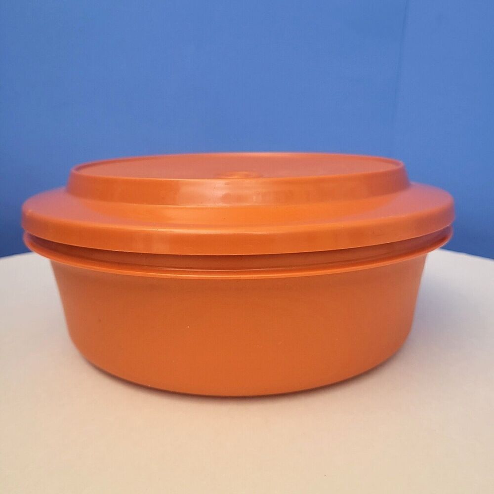 VTG Tupperware Seal N Serve 8" Harvest Orange Bowl and Lid (1346, 1337)